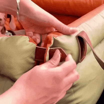 The Dog Sitter | Car Seat Bag